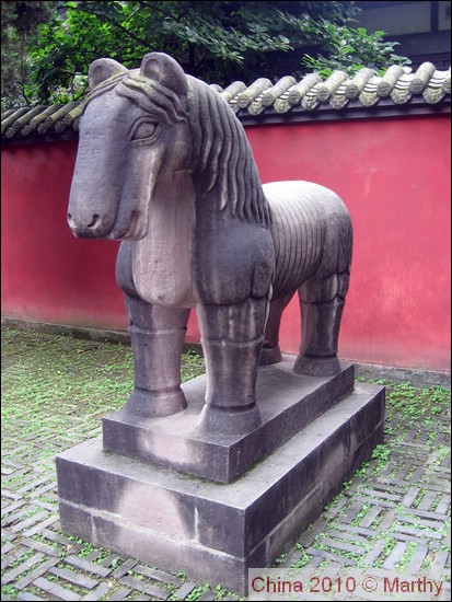 Chengdu - beeld bij tombe van Liu Bei 